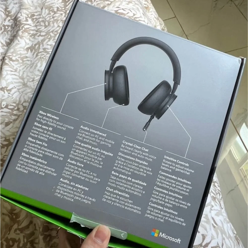 Xbox Wireless Headset - Black